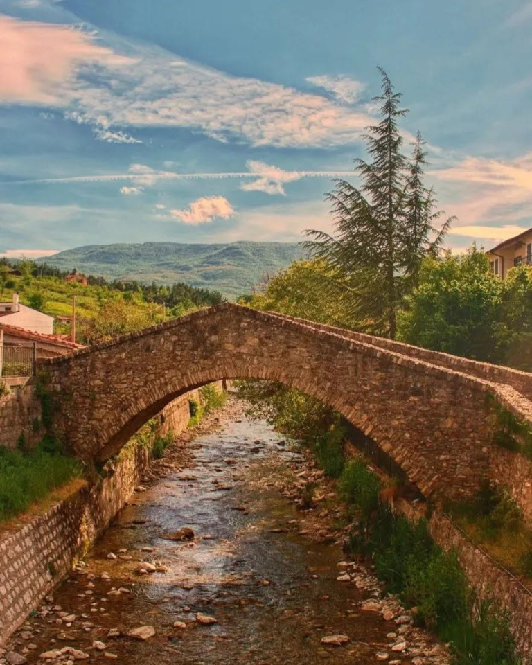 Il Ponte di Sant’Antuono sul fiume La Terra