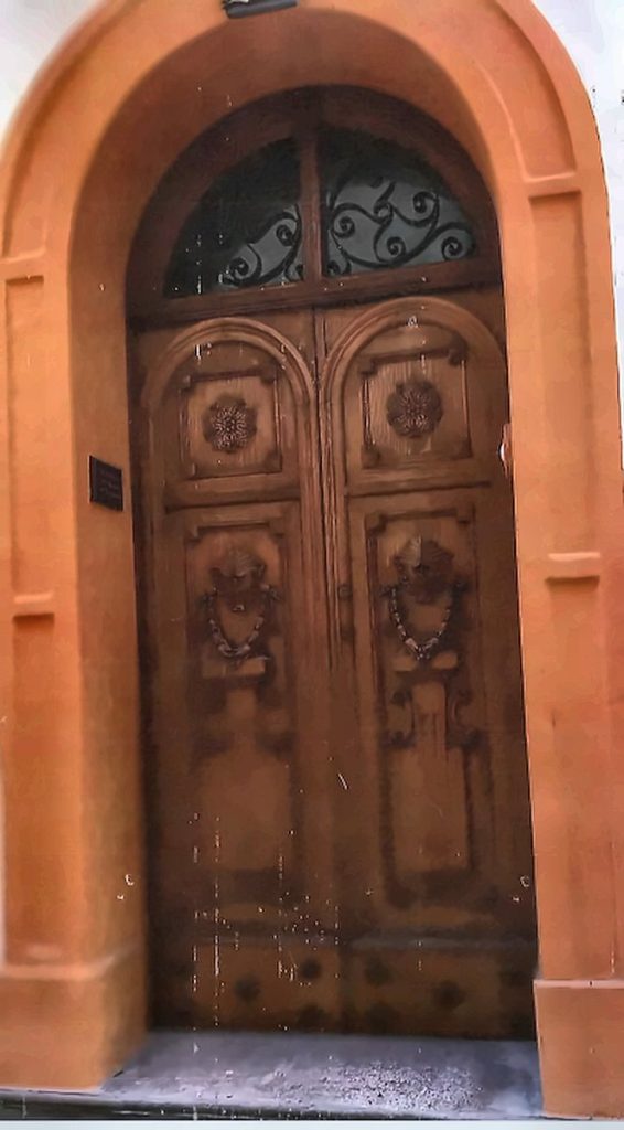 Portale della ottava tappa, Via Garibaldi n. 40, Calvello